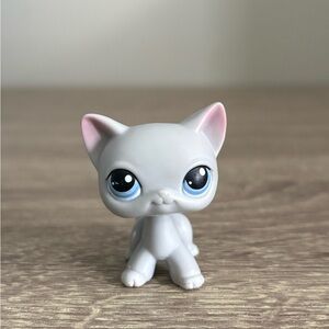 Littlest Pet Shop Shorthair Cat #246